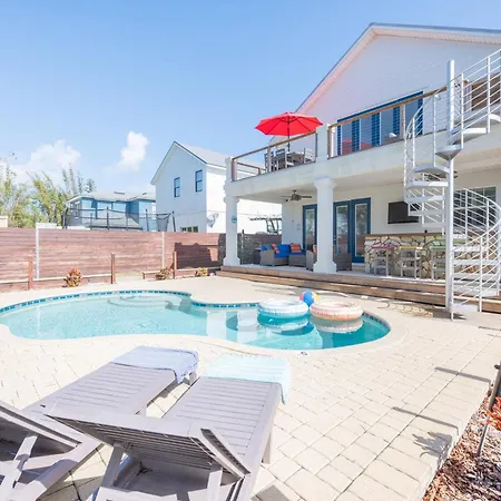4Bd 3Br Pool Paradise 1 Mile From Beach & Downtown